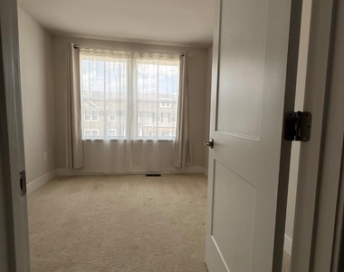 8795 Kensington Church Street - Photo Thumbnail 23