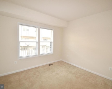 20508 Milbridge Terrace - Photo Thumbnail 27