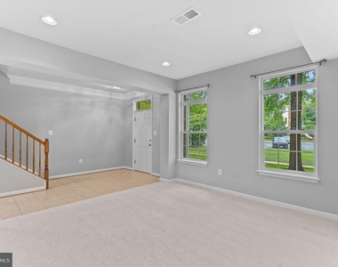 44253 Huron Terrace - Photo Thumbnail 6