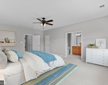 44253 Huron Terrace - Photo Thumbnail 32