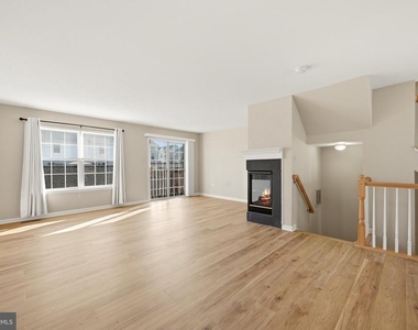 46030 Bayswater Terrace - Photo Thumbnail 12