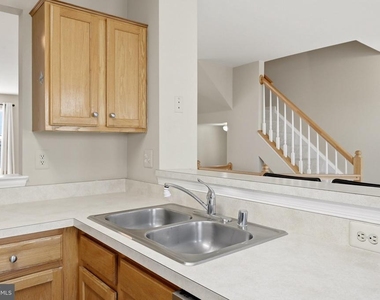 46030 Bayswater Terrace - Photo Thumbnail 18