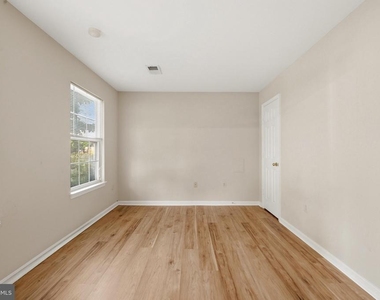 46030 Bayswater Terrace - Photo Thumbnail 3