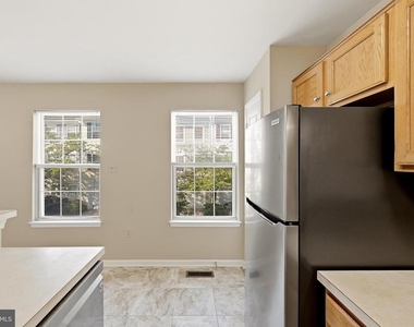 46030 Bayswater Terrace - Photo Thumbnail 17