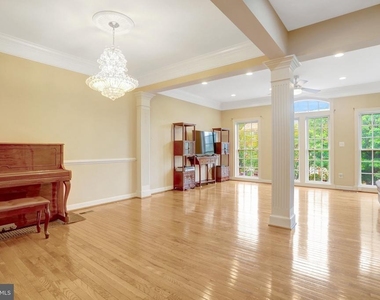 4694 Helen Winter Terrace - Photo Thumbnail 4