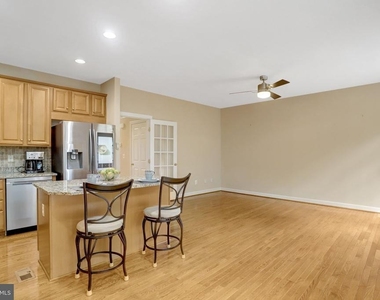 4694 Helen Winter Terrace - Photo Thumbnail 15