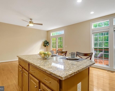 4694 Helen Winter Terrace - Photo Thumbnail 10