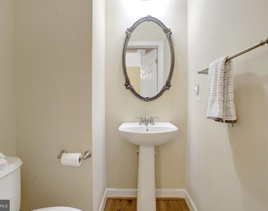 4694 Helen Winter Terrace - Photo Thumbnail 20