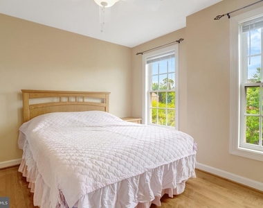 4694 Helen Winter Terrace - Photo Thumbnail 30
