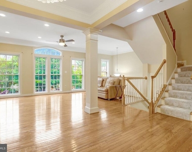 4694 Helen Winter Terrace - Photo Thumbnail 3