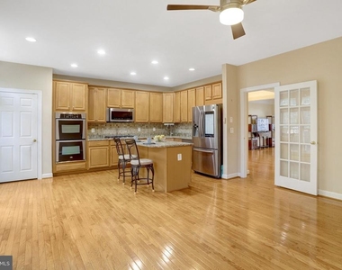 4694 Helen Winter Terrace - Photo Thumbnail 13