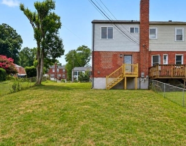 2218 Farrington Avenue - Photo Thumbnail 28