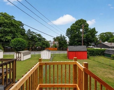 2218 Farrington Avenue - Photo Thumbnail 29
