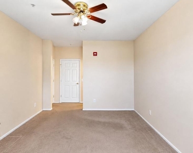 1521 Spring Gate Drive - Photo Thumbnail 17