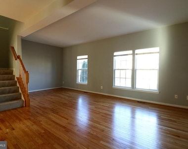 2581 Sutters Mill Drive - Photo Thumbnail 16
