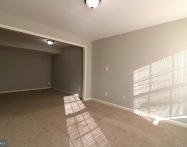 2581 Sutters Mill Drive - Photo Thumbnail 5