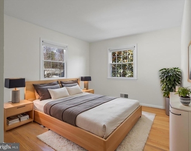 5200 Holden Street - Photo Thumbnail 23