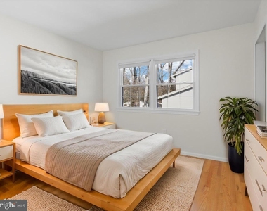 5200 Holden Street - Photo Thumbnail 25