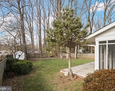 5200 Holden Street - Photo Thumbnail 38