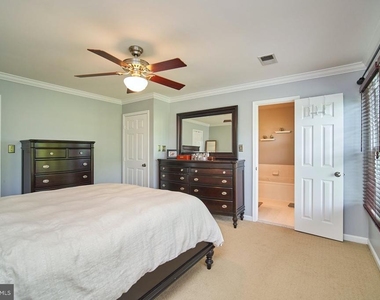 1230 Weatherstone Court - Photo Thumbnail 16