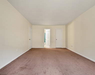 3828 Miramonte Place - Photo Thumbnail 14