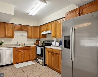 3828 Miramonte Place - Photo Thumbnail 6