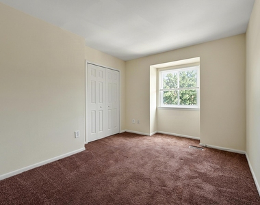 3828 Miramonte Place - Photo Thumbnail 17