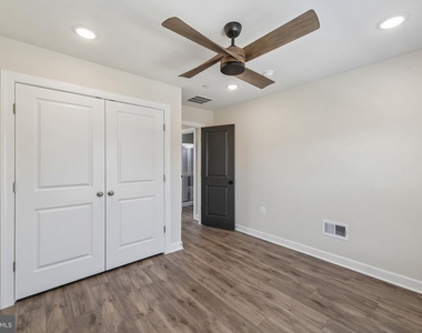 7202 Mountaineer Drive - Photo Thumbnail 14