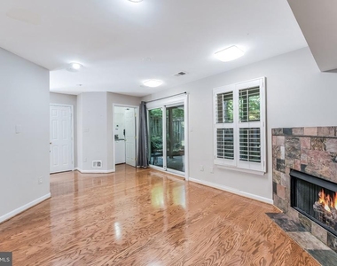11485 Waterhaven Court - Photo Thumbnail 7