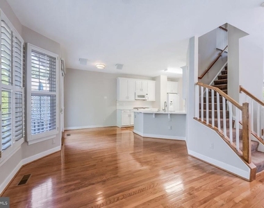 11485 Waterhaven Court - Photo Thumbnail 21