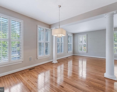 11485 Waterhaven Court - Photo Thumbnail 17