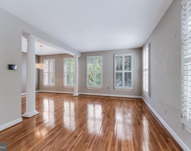11485 Waterhaven Court - Photo Thumbnail 12