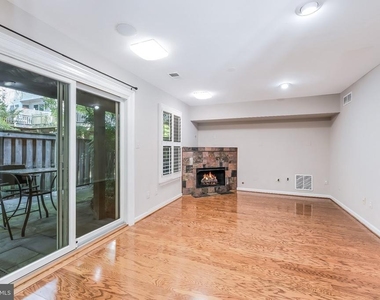 11485 Waterhaven Court - Photo Thumbnail 6
