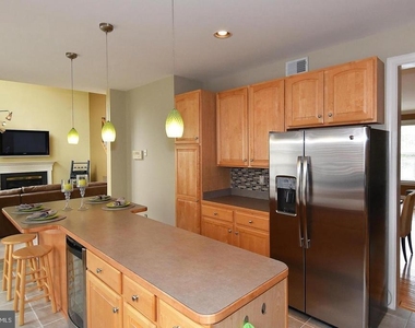 4281 Kearny Lane - Photo Thumbnail 4
