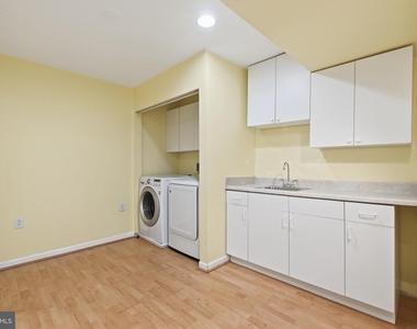 9135 Stonegarden Drive - Photo Thumbnail 31