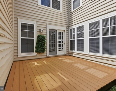 9135 Stonegarden Drive - Photo Thumbnail 15