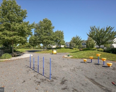 246 Norland Knoll - Photo Thumbnail 53