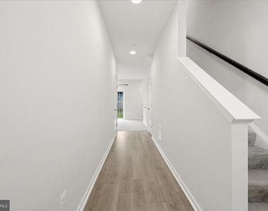 246 Norland Knoll - Photo Thumbnail 4