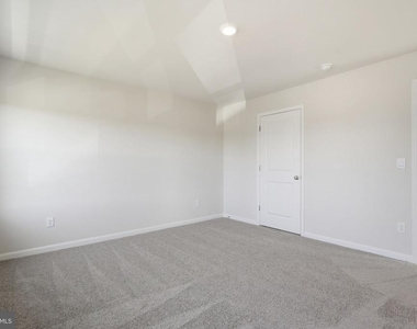 131 Willett Hollow Street - Photo Thumbnail 10