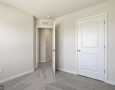 131 Willett Hollow Street - Photo Thumbnail 12