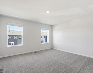 131 Willett Hollow Street - Photo Thumbnail 11