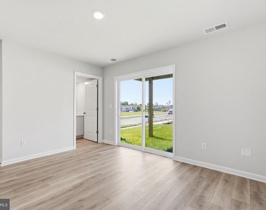 131 Willett Hollow Street - Photo Thumbnail 21