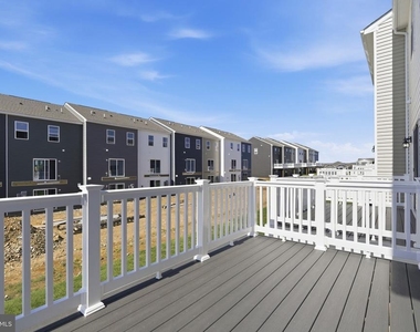131 Willett Hollow Street - Photo Thumbnail 7