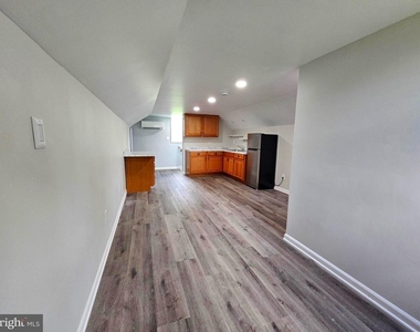 6793 Beach Road - Photo Thumbnail 5