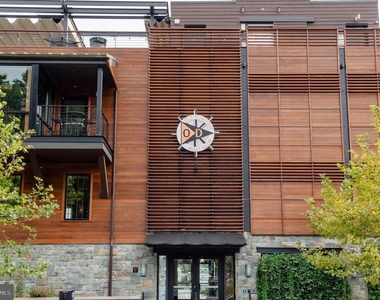 9 Franklin Street - Photo Thumbnail 50