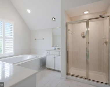 9 Franklin Street - Photo Thumbnail 32
