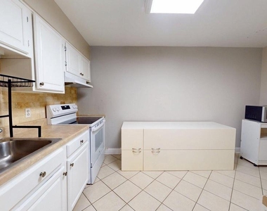 951 S Rolfe Street - Photo Thumbnail 6