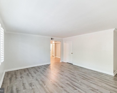 4225 N Henderson Road - Photo Thumbnail 19