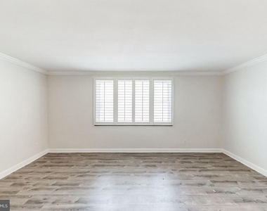 4225 N Henderson Road - Photo Thumbnail 22