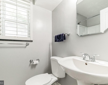 4225 N Henderson Road - Photo Thumbnail 13